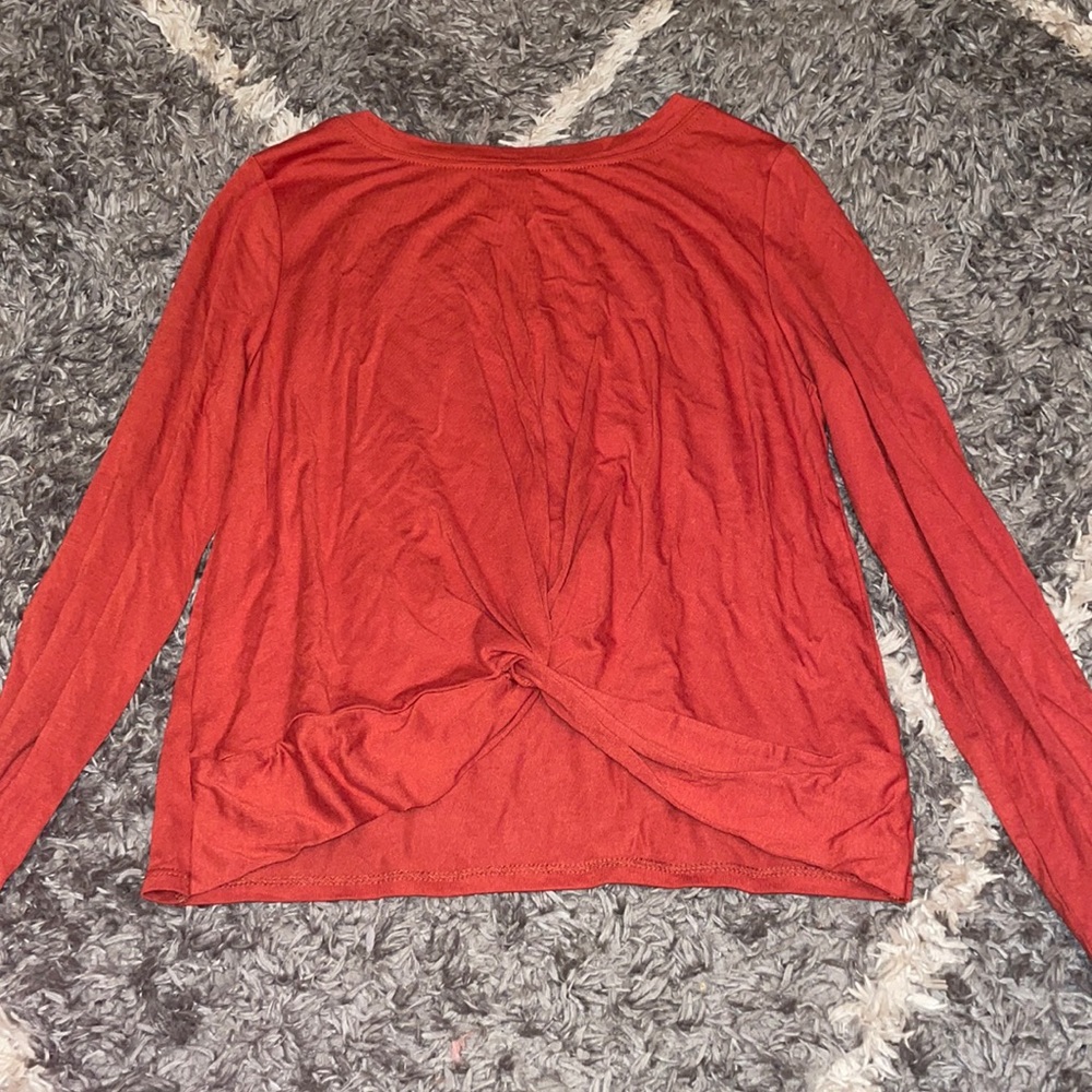 Kids long sleeve top.